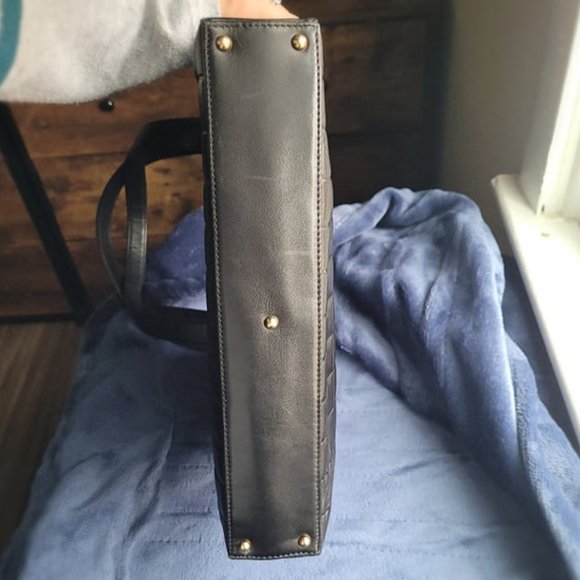 CHANEL Chocolate Bar CC Handbag - Picture 17 of 17